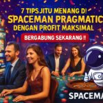 Buatkan banner dengan tema "7 Tips Jitu Menang di Spaceman Pragmatic dengan Profit Maksimal" yang sesuai dengan artikel tersebut.Ukuran banner 1920 x 1080 buat dalam resolusi HD,gunakan gambar orang realistis buatlah bannernya sangat meriah,dan gunakan bahasa indonesia untuk bannernya.Tidak perlu menyebutkan nama brand di bannernya.Tambahkan tulisan di bannernya "bergabung sekarang!!","spaceman".Tambahkan element di bannernya orang bermain mesin slot,chip poker,orang bermain kartu di meja casino,dan gambar roullet.Buat bannernya serealistis mungkin.Buat ukuran gambar dan tulisan nya tidak perlu terlalu besar,tujuan nya agar semua terlihat jelas di bannernya ! jangan lupa tambahkan gambar astronotnya kecilkan ukuran tulisanya agar semua terlihat jelas di bannernya